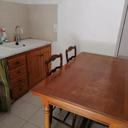 Apartment Superbe A Pernes Les Fontaine Avignon